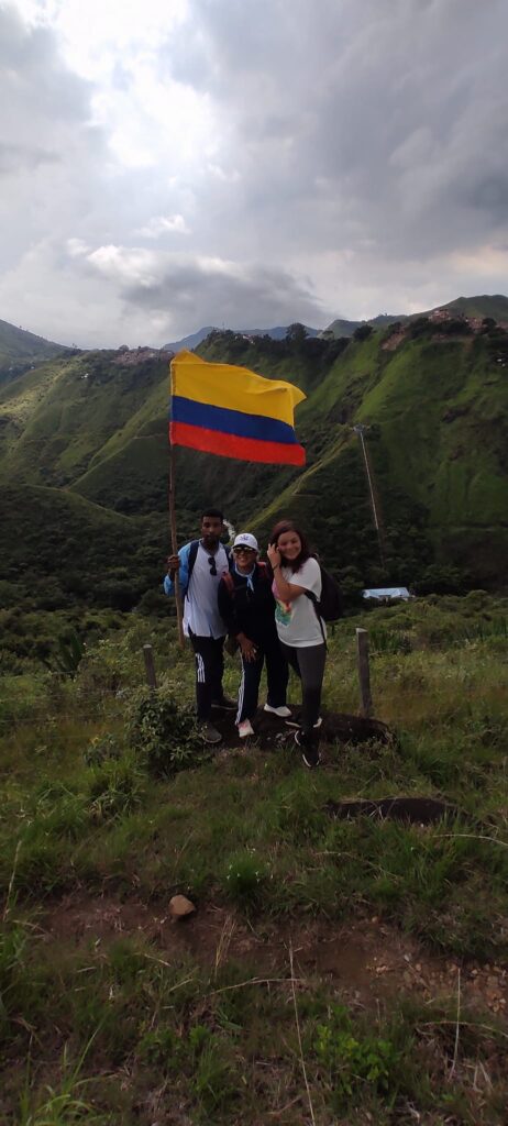 colombia casa manfgle la. montaña